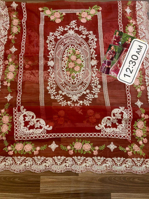 Floral Fantasy – Chikankari Lawn 3-Piece Suit